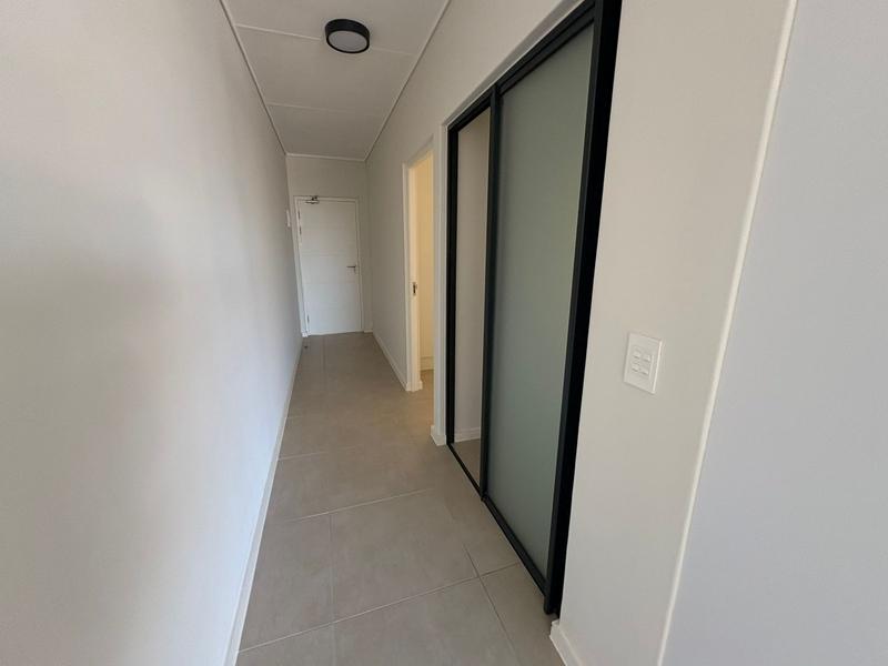 To Let 1 Bedroom Property for Rent in Richwood Western Cape